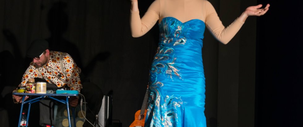 Der Skrupel und das Mehr 20 ©HelmutBär Der Skrupel und das Mehr 20 ©HelmutBär