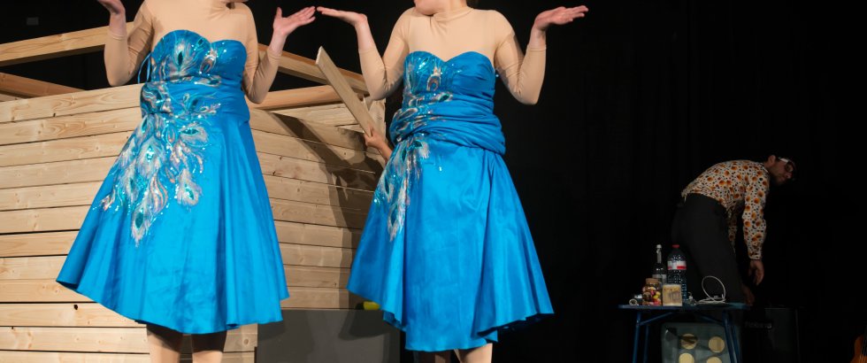 Der Skrupel und das Mehr 28 ©HelmutBär Der Skrupel und das Mehr 28 ©HelmutBär