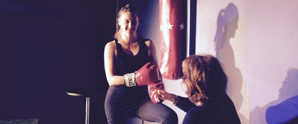 Bitch Boxer 2- ©Thomas Kleinstück Bitch Boxer 2- ©Thomas Kleinstück